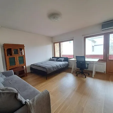 Cozy - 100m Beach, Ac, Workstation, Balcony, Backyard, Self Check-in, Yoga Mat * Jūrkalne